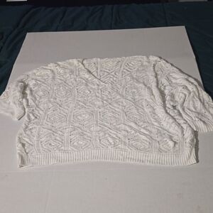 Chic White V-Neck Sweater